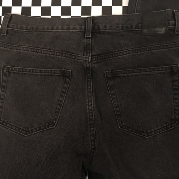 Men’s Line Black Washed Jeans - Picture 3 of 4